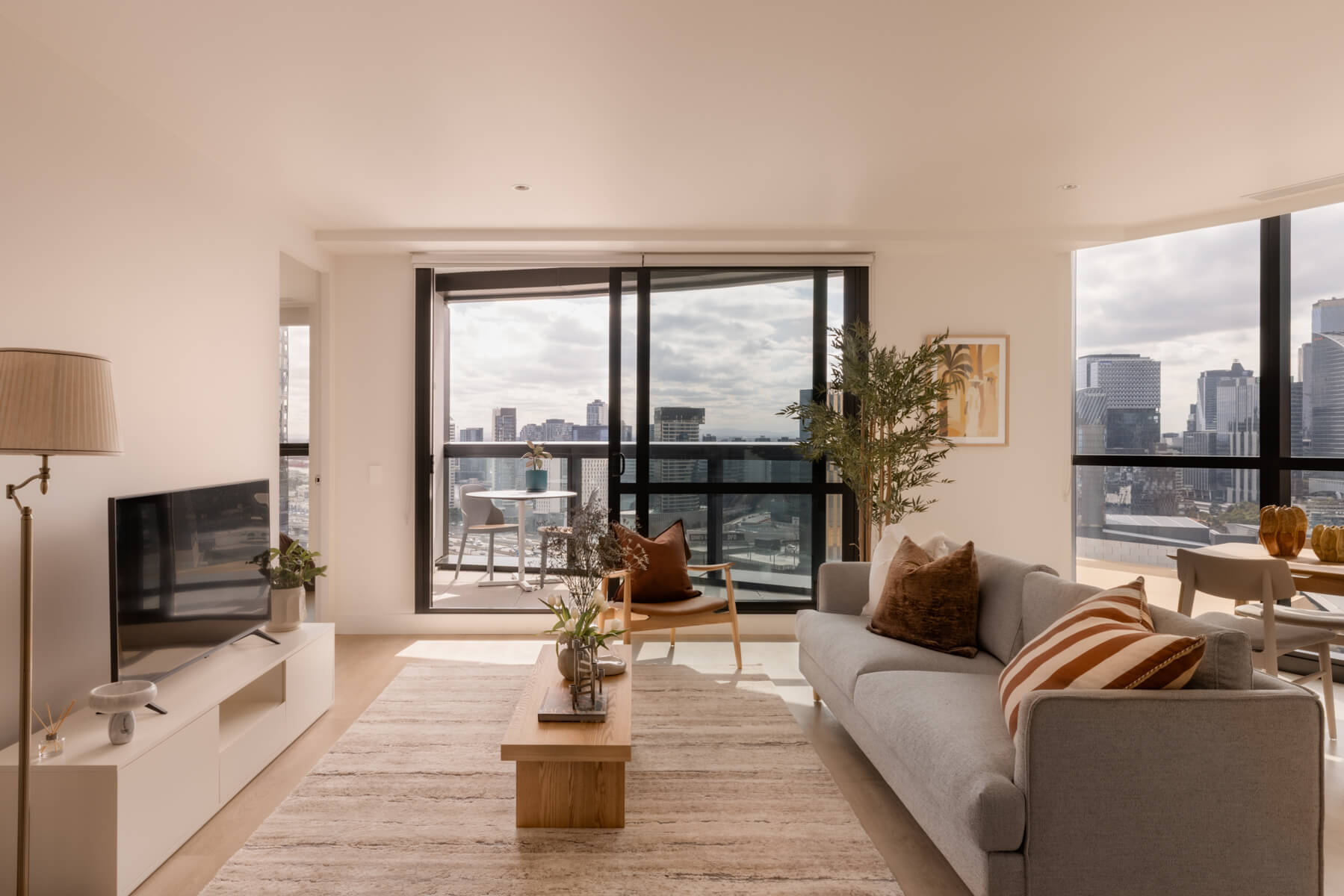 1200Px Short Edge Tony Evans The Gladstone 20250408 040 EP19361