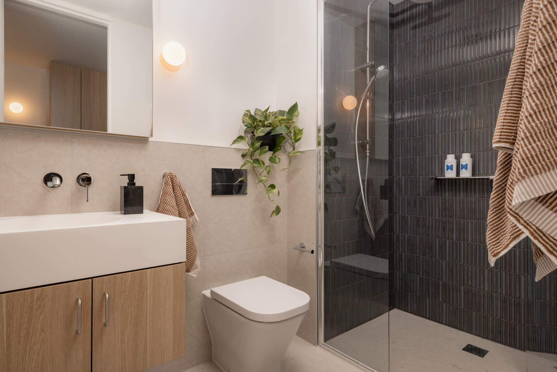 1200Px Short Edge Tony Evans The Gladstone 20250409 053 EP19638