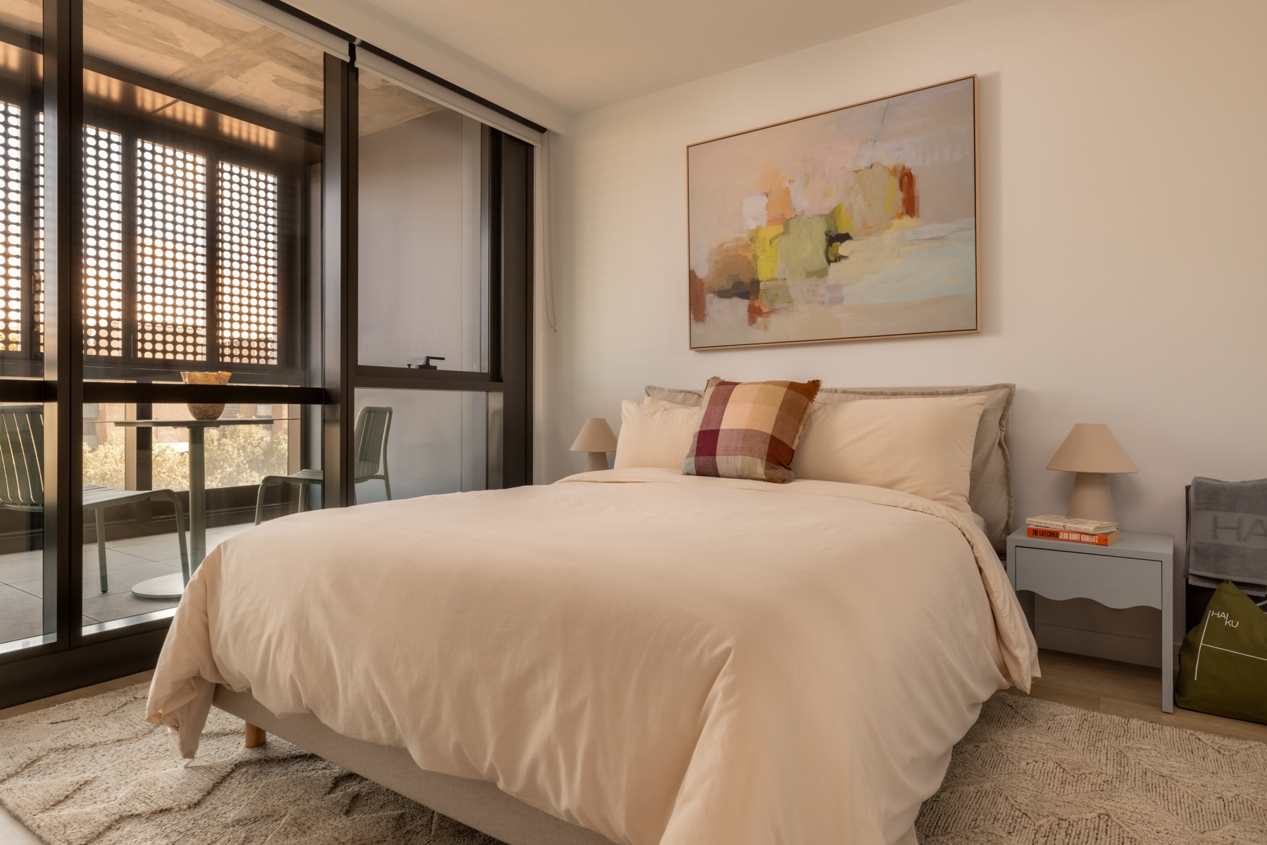 1200Px Short Edge Tony Evans Haiku Sth Yarra 20250403 014 EP11210